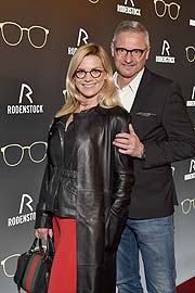 Stefan Blöcher mit Freundin Anna Bosch bei der Rodenstock Eyewear Show 2018 im Haus der Kunst in München am 12.01.2018 Foto: BrauerPhotos / G.Nitschke